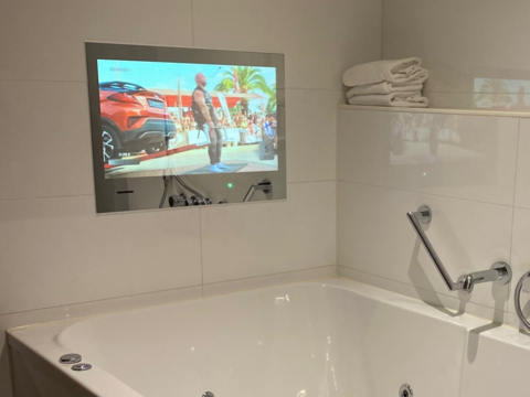 Badkamer Junior Suite Van der Valk Hotel Ridderkerk