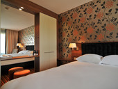 stay overnight sleeping hotelrooms suite van der valk